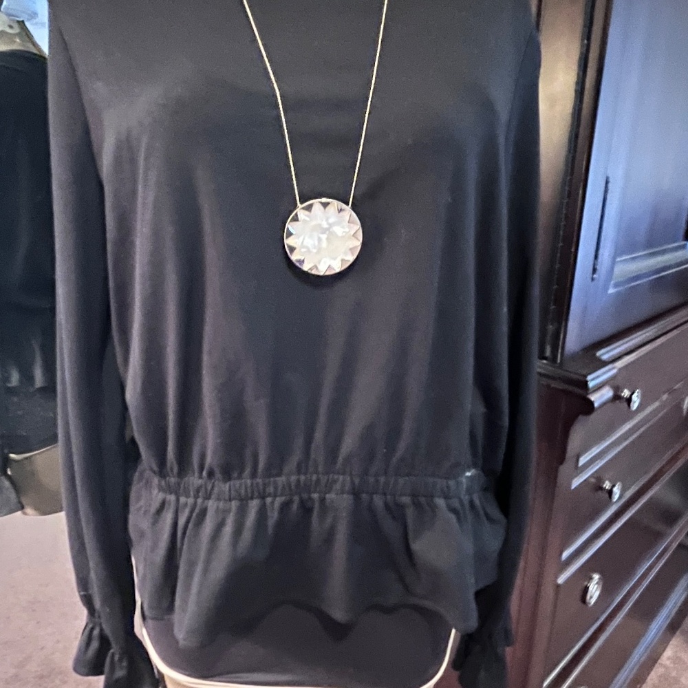Gap Knit Black Top